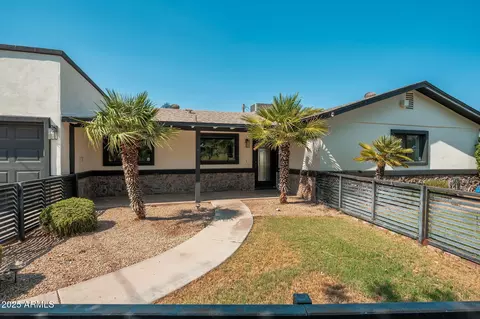Exterior - 3002 E Glenrosa Ave, Phoenix, AZ 85016 photo 1 of 5