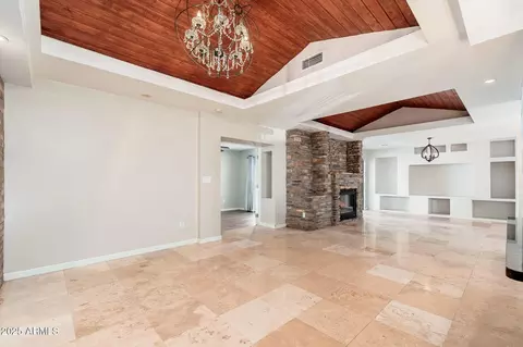 Living - 3002 E Glenrosa Ave, Phoenix, AZ 85016 photo 4 of 10