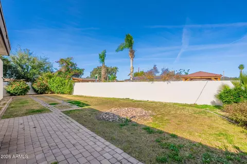 Exterior - 3002 E Glenrosa Ave, Phoenix, AZ 85016 photo 3 of 5