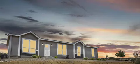 1235 N Harvest Rd, Dewey, AZ 86327