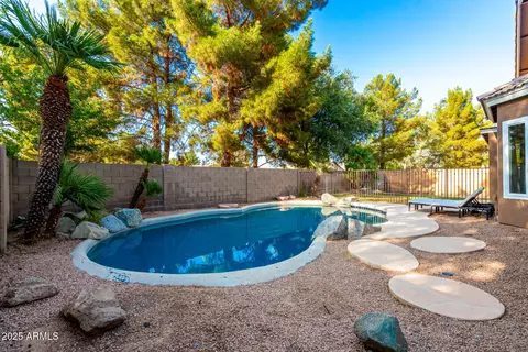 Exterior - 670 E Betsy Ln, Gilbert, AZ 85296 photo 18 of 22