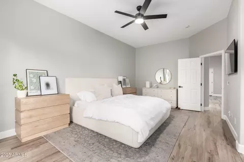 Bedroom - 670 E Betsy Ln, Gilbert, AZ 85296 photo 5 of 7