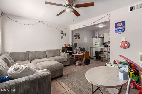 Living - 1319 E Vista Ave, Phoenix, AZ 85020 photo 3 of 8