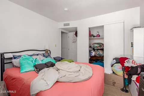 Bedroom - 1319 E Vista Ave, Phoenix, AZ 85020 photo 5 of 11