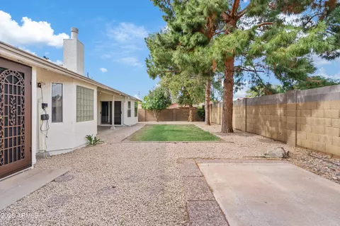 Exterior - 550 E Appaloosa Rd, Gilbert, AZ 85296 photo 5 of 6