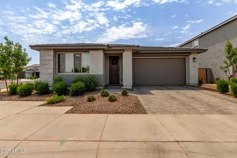 9427 E Saturn Ave, Mesa, AZ 85212