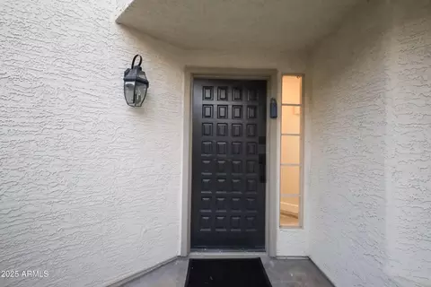 11840 N 40th Way, Phoenix, AZ 85028