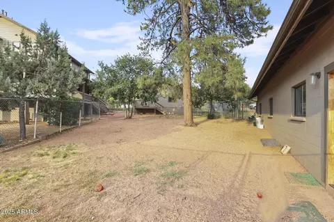Exterior - 131 W Hunt Ranch Rd, Pine, AZ 85544 photo 10 of 12