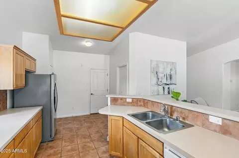 Kitchen - 3471 E Two Sisters Rd, Hereford, AZ 85615 photo 6 of 9