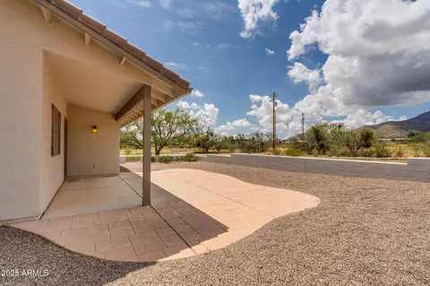 Exterior - 3471 E Two Sisters Rd, Hereford, AZ 85615 photo 3 of 10