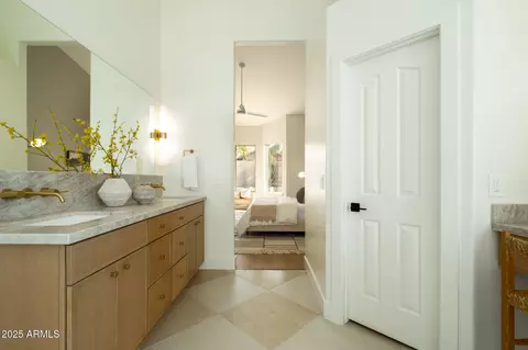 Entry Way - 4508 E Paso Trl, Phoenix, AZ 85050 photo 3 of 3