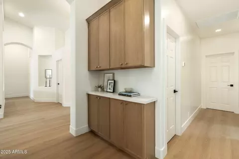 Entry Way - 4508 E Paso Trl, Phoenix, AZ 85050 photo 2 of 3
