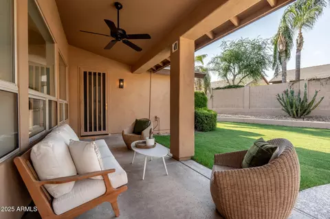 Exterior - 4508 E Paso Trl, Phoenix, AZ 85050 photo 2 of 7