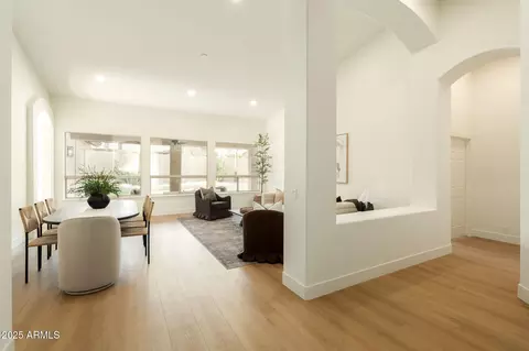 Entry Way - 4508 E Paso Trl, Phoenix, AZ 85050 photo 1 of 3