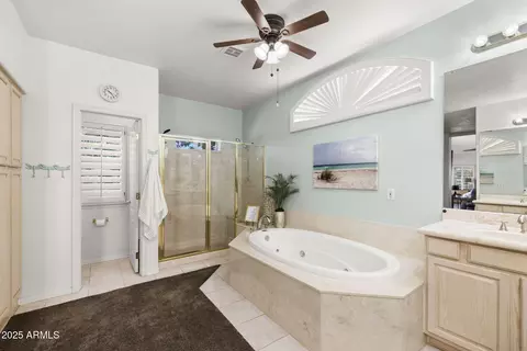 Bath - 4436 E Tremaine Ave, Gilbert, AZ 85234 photo 2 of 4