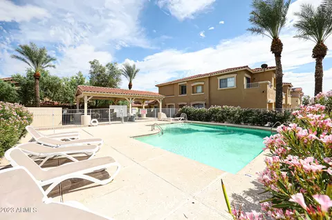 525 N Miller Rd #114, Scottsdale, AZ 85257