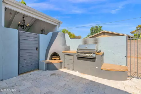 Exterior - 3217 E Flower St, Phoenix, AZ 85018 photo 11 of 17
