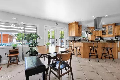 Dining - 3217 E Flower St, Phoenix, AZ 85018 photo 1 of 2