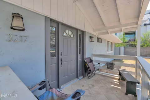 Exterior - 3217 E Flower St, Phoenix, AZ 85018 photo 1 of 17