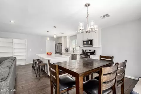 Dining - 2706 E Corrine Dr, Phoenix, AZ 85032 photo 1 of 1