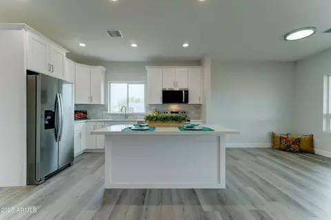 4294 N Wolverine Pass Rd, Apache Junction, AZ 85119 photo 6