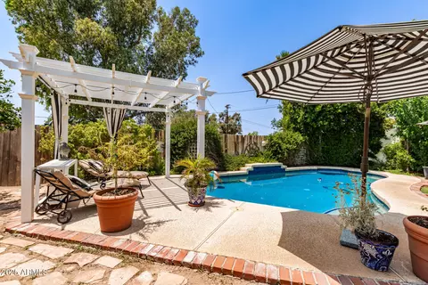 Exterior - 1626 W State Ave, Phoenix, AZ 85021 photo 6 of 14