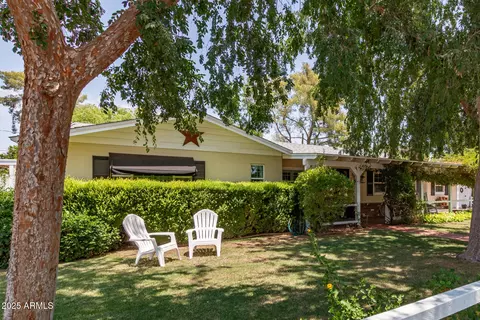 Exterior - 1626 W State Ave, Phoenix, AZ 85021 photo 10 of 14