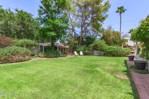 Exterior - 1626 W State Ave, Phoenix, AZ 85021 photo 4 of 14