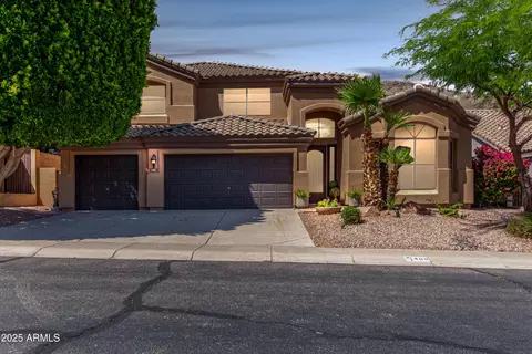 408 E Silverwood Dr, Phoenix, AZ 85048 photo 2