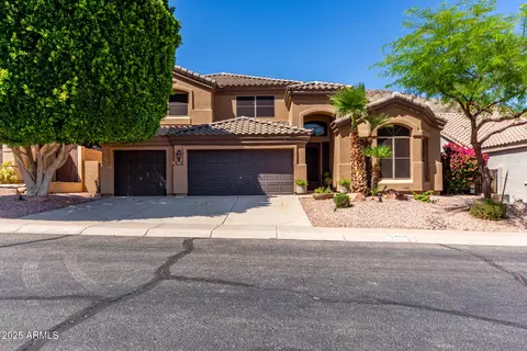 408 E Silverwood Dr, Phoenix, AZ 85048
