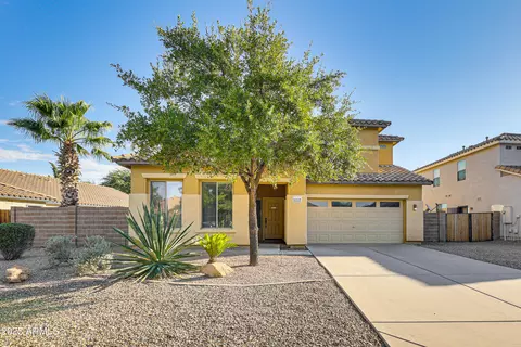630 W Corriente Ct, San Tan Valley, AZ 85143