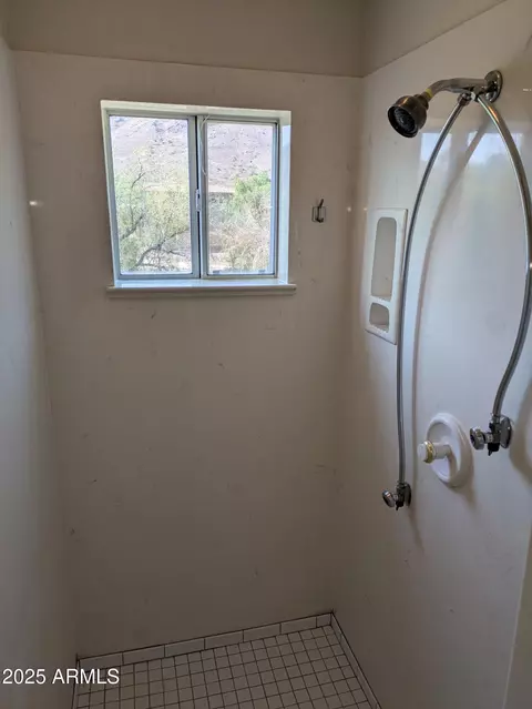 Bath - 1548 Estrid Ave, Phoenix, AZ 85022 photo 3 of 11