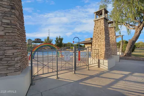 Exterior - 874 E Doral Ct, Gilbert, AZ 85297 photo 8 of 8