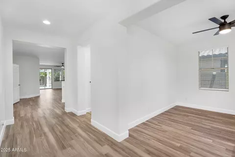 Entry Way - 874 E Doral Ct, Gilbert, AZ 85297 photo 1 of 2