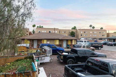 421 E 6th Dr, Mesa, AZ 85204 photo 4