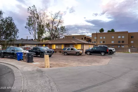 421 E 6th Dr, Mesa, AZ 85204