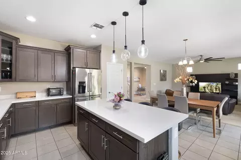 2811 E Dunbar Dr, Phoenix, AZ 85042 photo 11