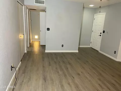 630 E Jensen St #106, Mesa, AZ 85203 photo 7