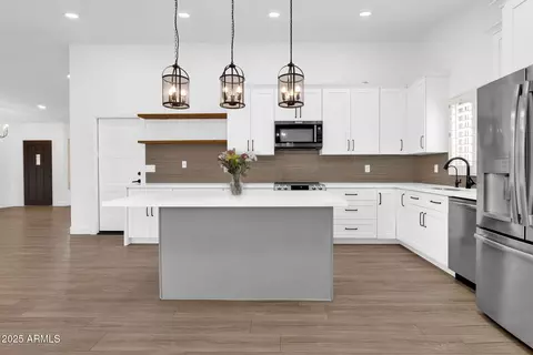 Kitchen - 3122 E Leonora St, Mesa, AZ 85213 photo 2 of 4