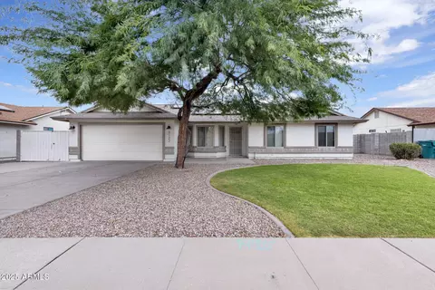 3122 E Leonora St, Mesa, AZ 85213