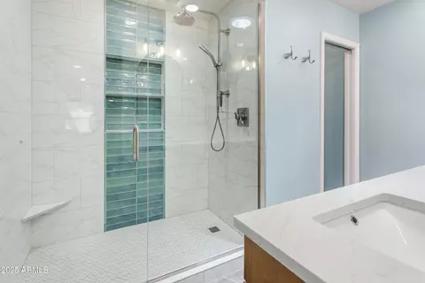 710 E Tuckey Ln, Phoenix, AZ 85014 photo 23