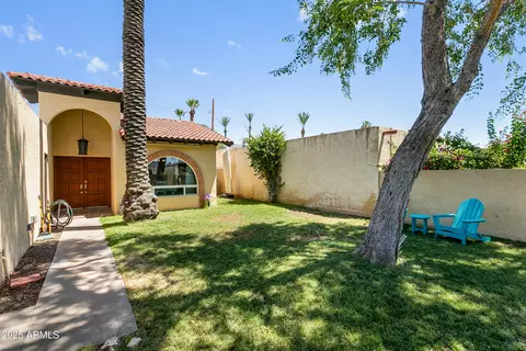 710 E Tuckey Ln, Phoenix, AZ 85014 photo 4