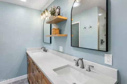 710 E Tuckey Ln, Phoenix, AZ 85014 photo 24