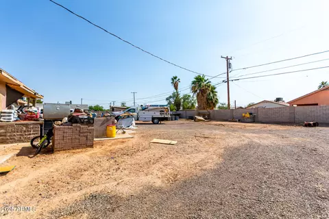 Exterior - 303 5th Ave E, Buckeye, AZ 85326 photo 2 of 4