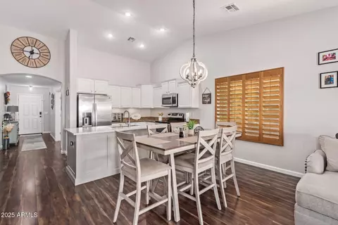 3958 E Maplewood St, Gilbert, AZ 85297 photo 11