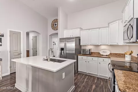 3958 E Maplewood St, Gilbert, AZ 85297 photo 13