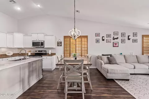 3958 E Maplewood St, Gilbert, AZ 85297 photo 10
