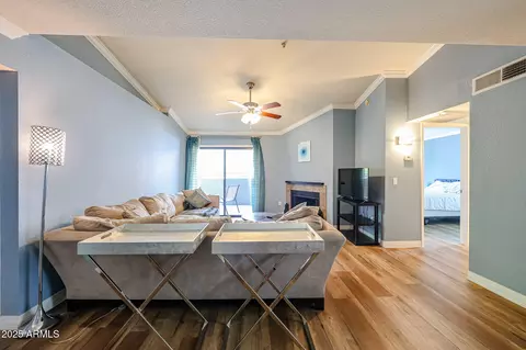 2025 E Campbell Ave #327, Phoenix, AZ 85016