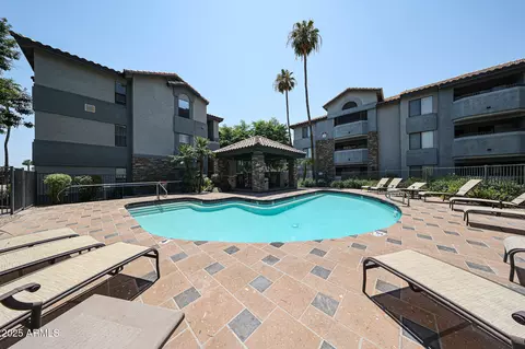 2025 E Campbell Ave #327, Phoenix, AZ 85016 photo 12