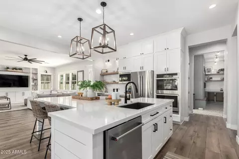 Kitchen - 3636 E Appaloosa Rd, Gilbert, AZ 85296 photo 2 of 6